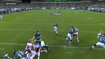 [Highlight] Wentz turns nothing into something vs. Skins (2017)