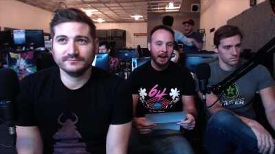 🎶Play that demo-whoa-whoa!🎶