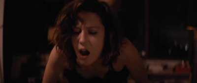 Mary Elizabeth Winstead getting her ass eaten