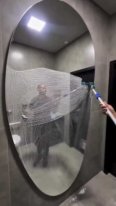 Satisfying glass cleaning