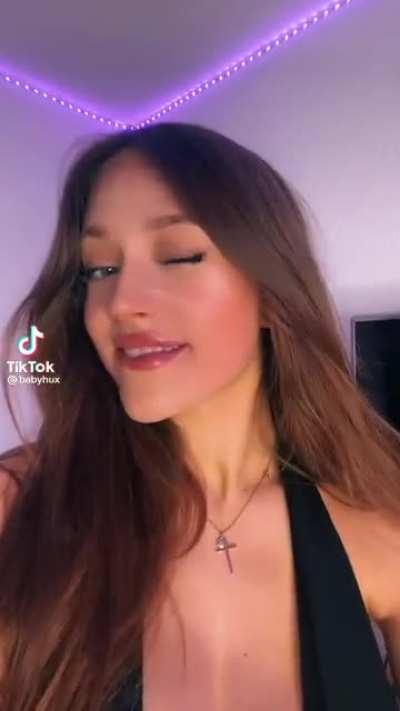 Abby (babyhux) - British babe