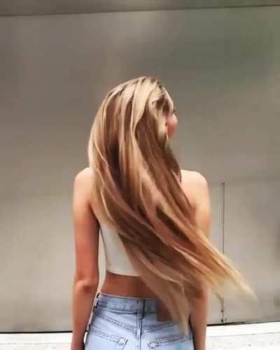 Bella Taylor (@isabellarosetaylor) - BUN DROP