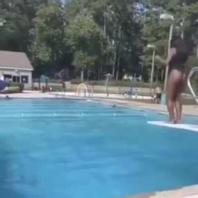 someone swapped out weave glue with mayonnaise