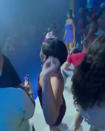 Another video of Isabela dancing with Dafne Keen and Amanda Diaz at Bad Bunny's Concert | August 2025