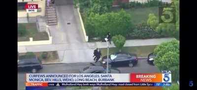 LA looter chased down and arrested