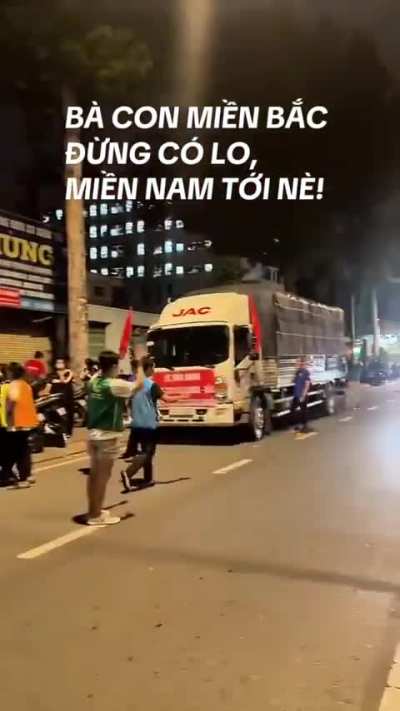 Bà con miền bắc đừng có lo, miền nam tới nè!!!