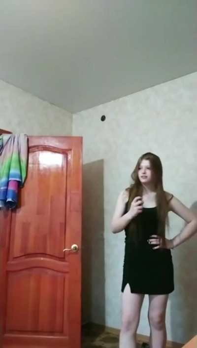 AMIGAS RUSSAS MOSTRANDO TUDO 🔥🔥 LIVE COMPLETA NOS COMENTARIOS 🔥🔥