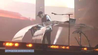 The one and only time Porter played Polygon Dust