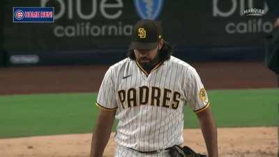 [Highlight] Rizzo does his best Patrick Wisdom impersonation with a 2 run blast of his own, his first HR since May 2nd. 7-0 Cubs