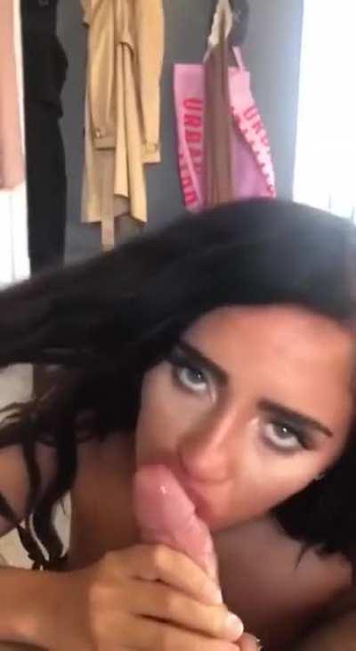 Your favorite blow job girl 💕