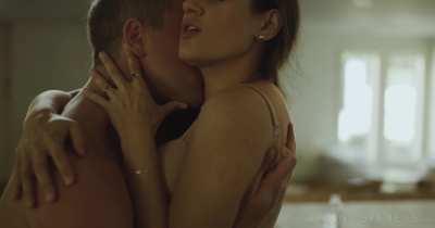 Penny Barber kissing 