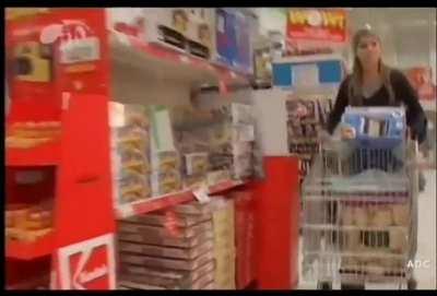 Holly Willoughby young arse. The cameraman understood the assignment.