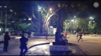 Balazos por parte de la policía en Cancun durante manifestación en contra de feminicidios, que asco de país de veras.