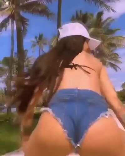 Muchas gracias ya somos 1k en el grupo vamos por más 🔥🔥🔥🔥 esto es dedicado a Mestiza solamente 💓💓💓🔞