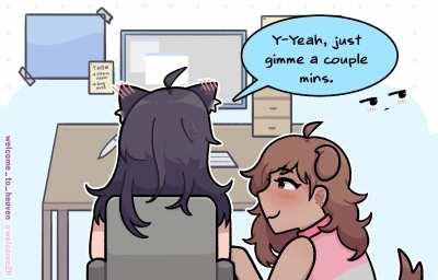 When you're busy but your GF is too cute 🥺[Original]