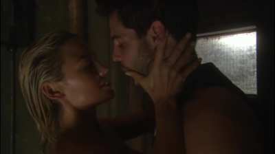 Starship Troopers 2: Hero of the Federation (2004), Film per Tutti with a warning (DVD rating, Italy), Kelly Carlson (USA).