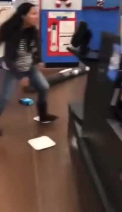 Guy does a prank and pretends to be an active shooter at a WalMart