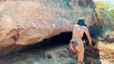 Kate Lý Johnston - Feral Female (2025)