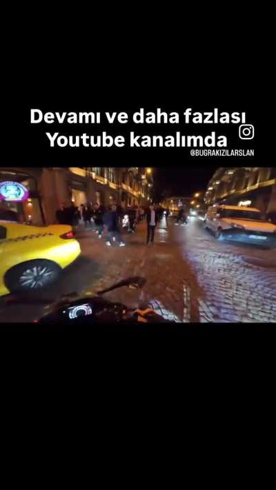 O FUTBOLUNUZUN ANNESİNİ SİKEYİM