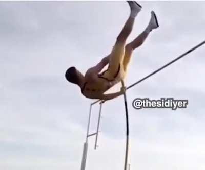 Hmrb while I’m crying