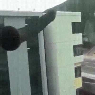 Make Holup Great Again