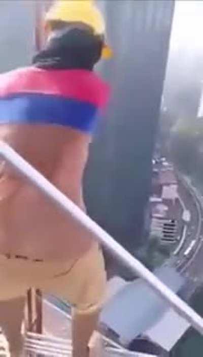 Danger wear helmet. This is nothing but abuse of worker