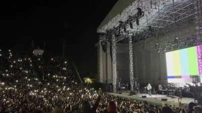 Alright, the special guest at Phoebe’s show was not Bo :( But I got a short little video of That Funny Feeling and thought I’d drop it here. It made me so happy that everyone around me was singing along. Felt both ironic and beautiful how everyone was wav