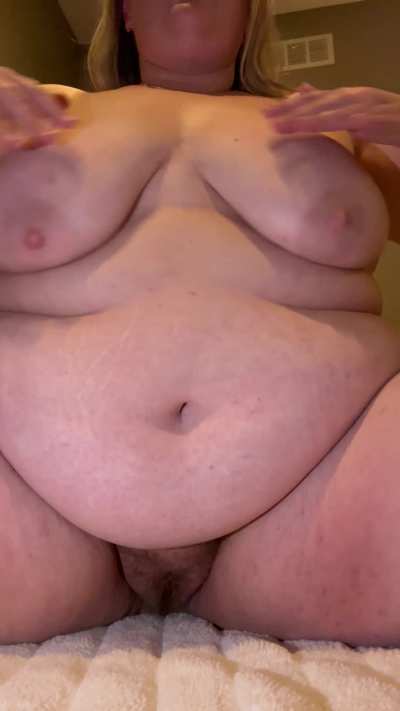 I know you wanna slide inside me and make my body jiggle