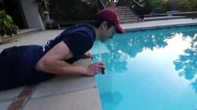 Bully girl pool water, mmmmh