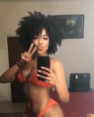 That Hair, That Smile, That Physique!