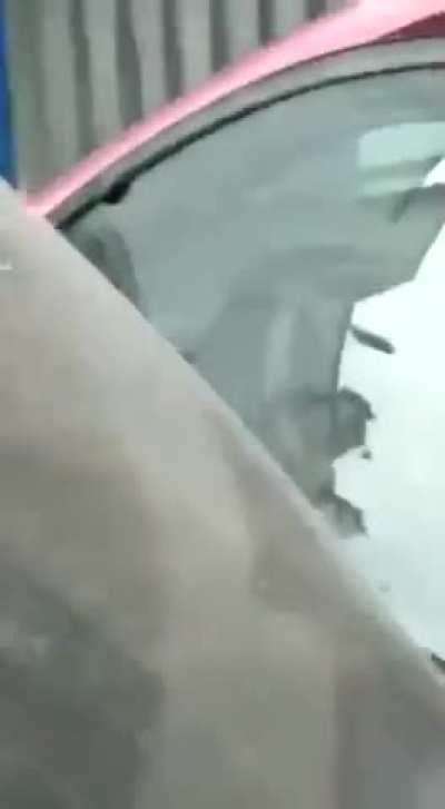 A group of Muslims cut traffic at rush time to pray in the middle of the street