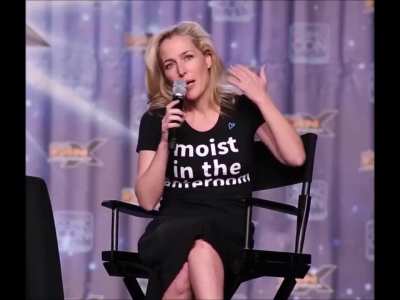 Gillian Anderson explains her iconic dress at the X-Files red carpet event