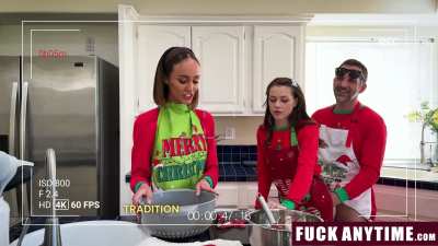 Stepfamily Trying Some Kinky Freeuse Methods to Post Online