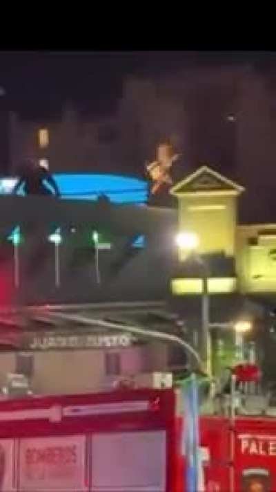 Rescatan a un hombre con brote psicótico en el Puente Pacífico de Palermo (CABA)