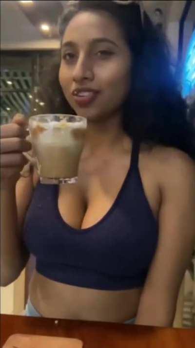 Anjana Mohan 🤤🥵💦