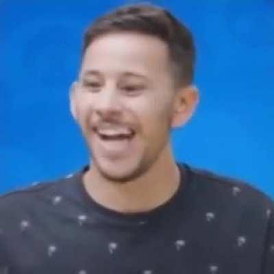 Ryan sings Dame Da Ne. I'll upload more of them soon... forgive me if you can XD