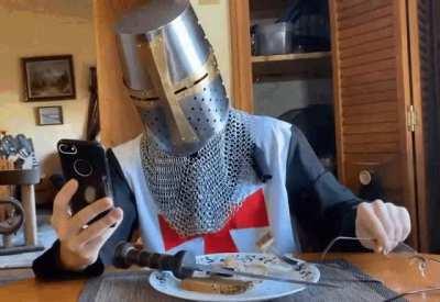 When you check the subreddit and find that Fateposting has returned