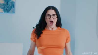 How would you rate the Oopsie episode with Angellica Good, Bailey Archer and Rana Katana on a scale of 1 to 10?