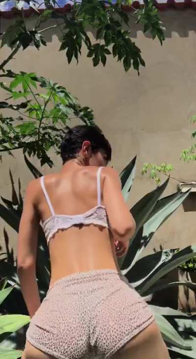 As magrinhas tem o seu lugar - Isis Rodrigues