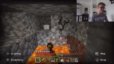 When you don’t know how to minecraft haha