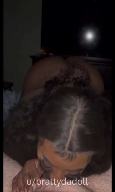 What do you call an ebony who only takes white cock? 