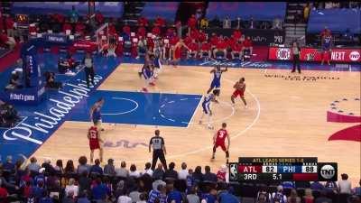 [Highlight] Sweet Lou gets Shake Milton in the air and then moves forward into him for the foul call