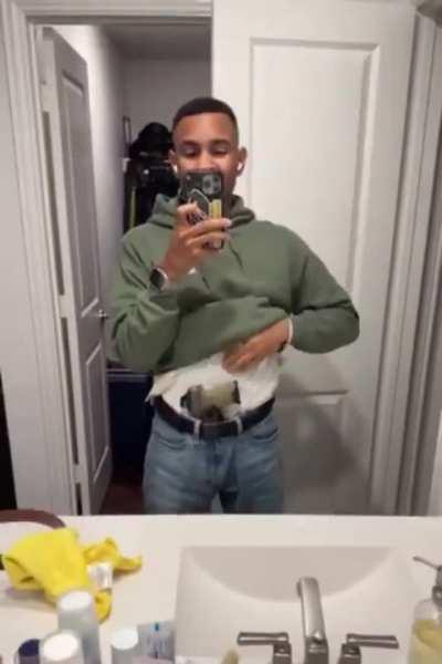 Main character brags about bringing his piece to the movies