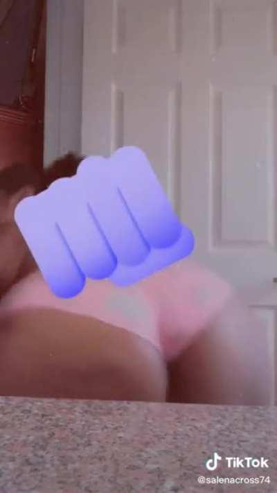 big bunda 🍑🍑💦