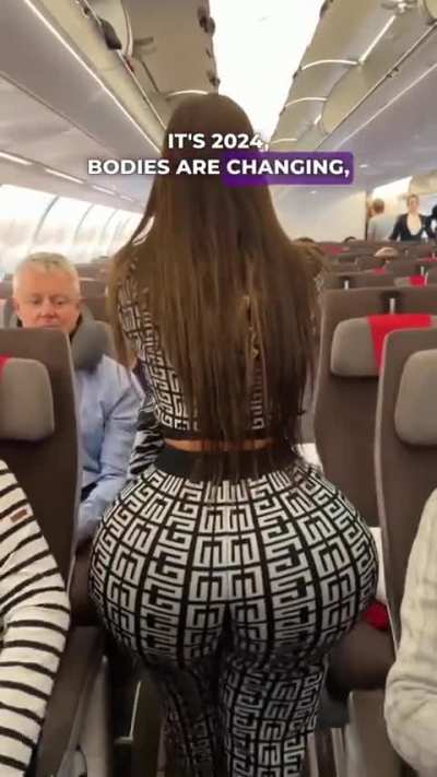Influencer boards a plane