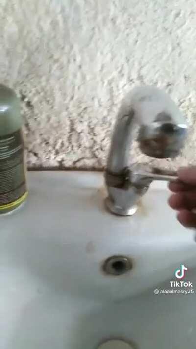 Latinoamerica be like: