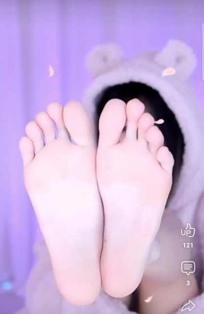 BJ Feet