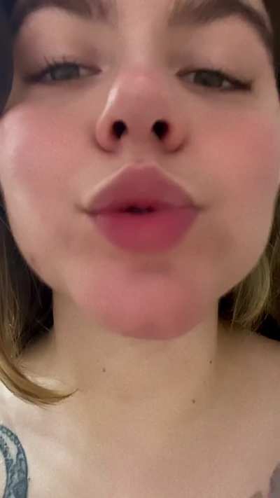 I've been a bad girl. How will you punish me? 