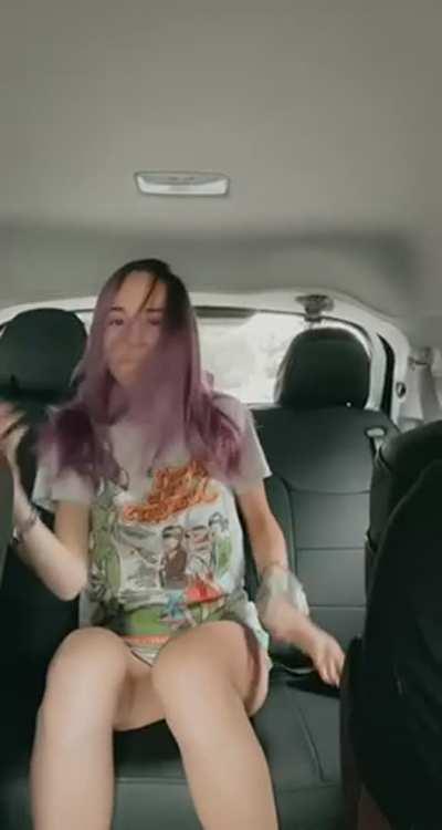 They were shocked how comfortable I was in this Uber lol [gif]