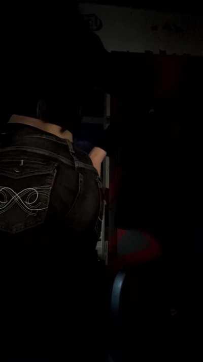 showing off my perfect lil bubble butt! :P